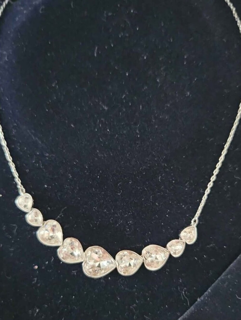 Vintage Swarovski Clear Crystal Graduated Necklace with Silver Chain - Picture 3 of 9